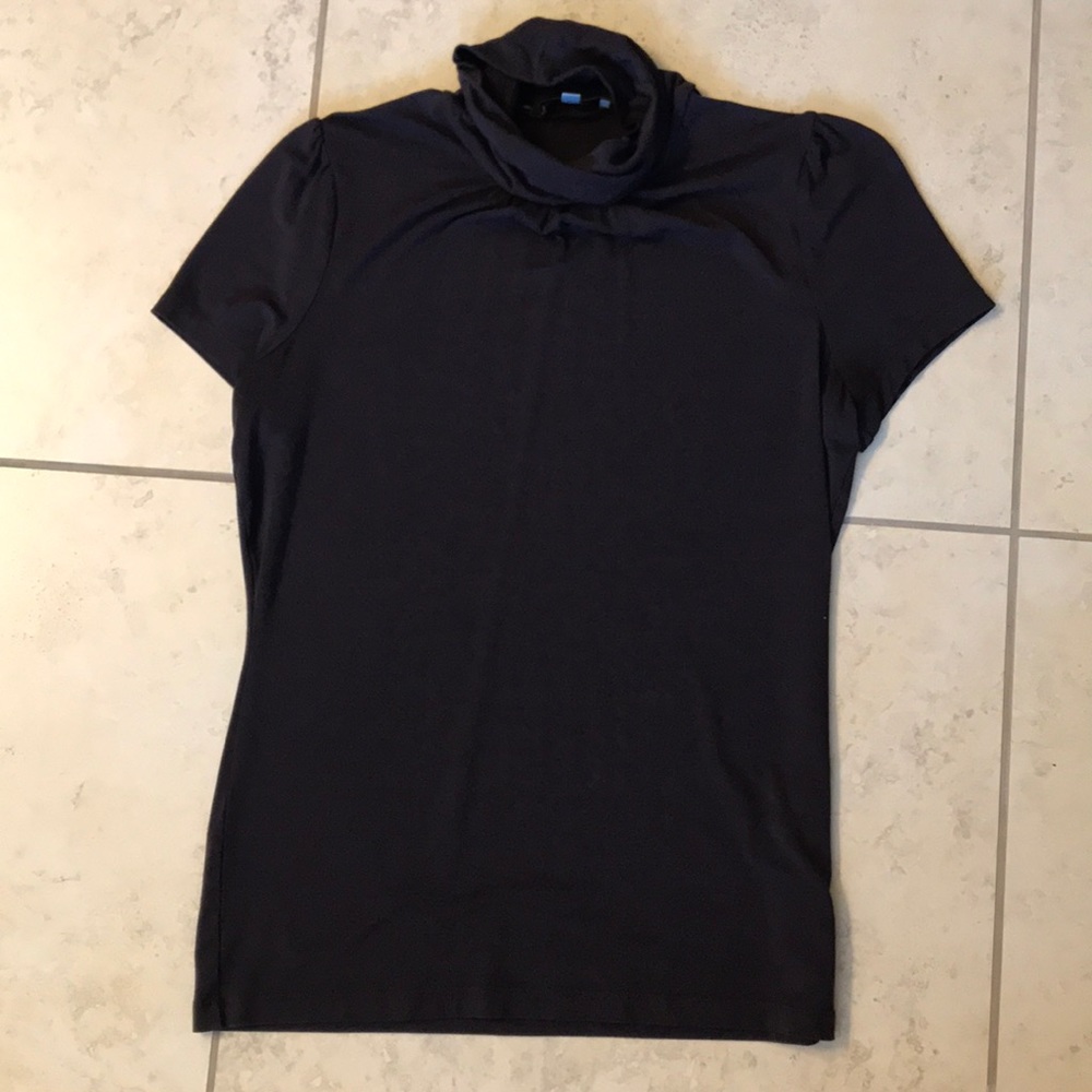 Turtleneck tee